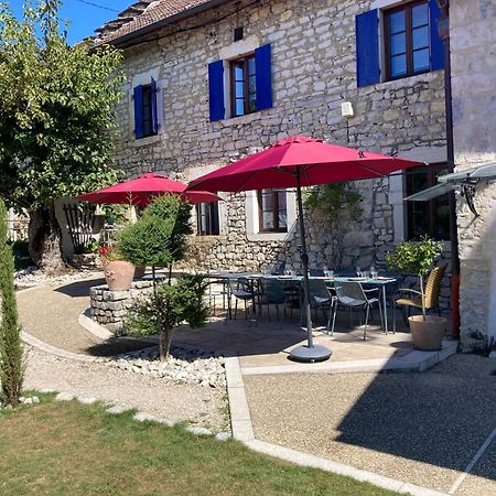 Le Clos Bo-M Marignieu エクステリア 写真