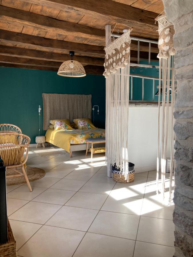 Le Clos Bo-M Marignieu エクステリア 写真