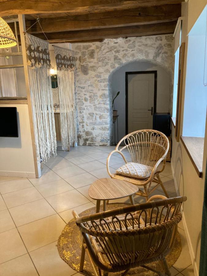 Le Clos Bo-M Marignieu エクステリア 写真